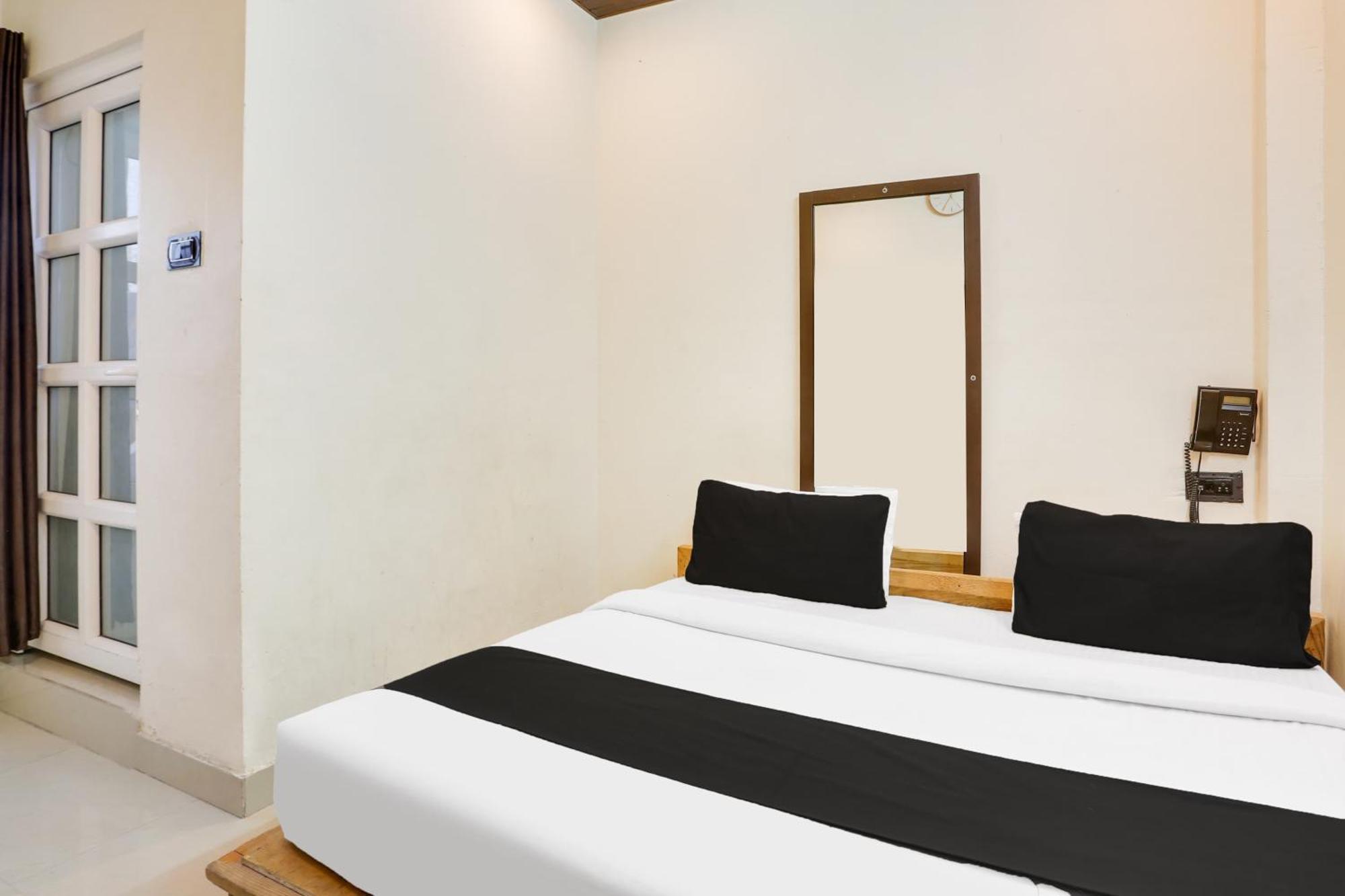 Super Hotel O Jamrani Formerly White House Haldwani Exterior photo